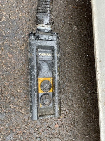 1042620-2 Telefer 500 kg with wall swing crane Demag