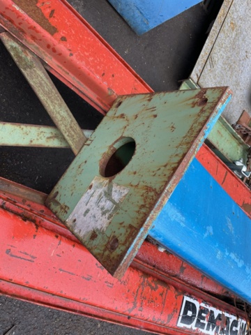 1042620-10 Telefer 500 kg with wall swing crane Demag