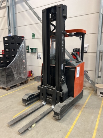 1022184-1 Forklift truck
