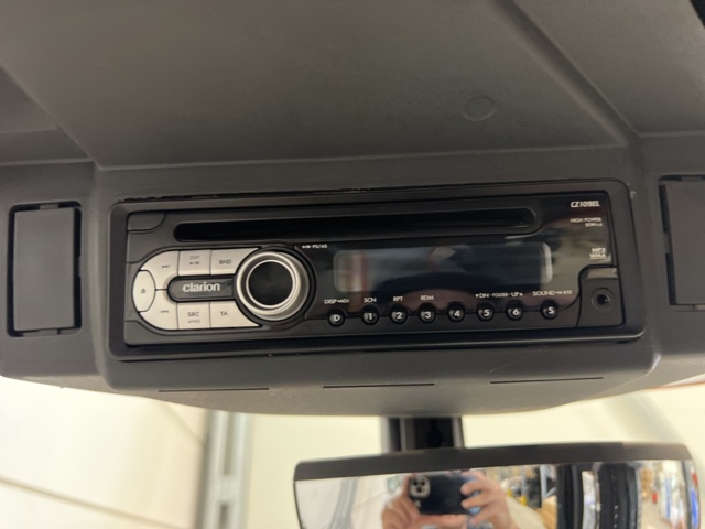 1022184-11 Forklift truck