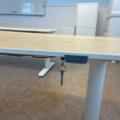 980574-3 Raise/lower desk