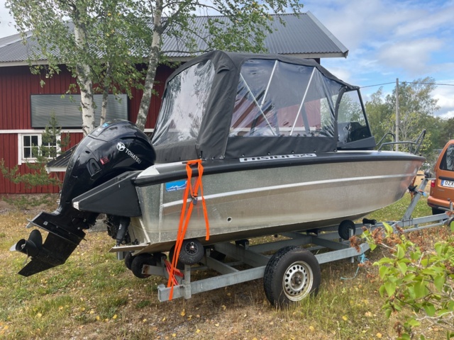 1013117-7 Faster 525 SC Tohatsu 90hp 4-stroke 2021 only 10 hours, trailer