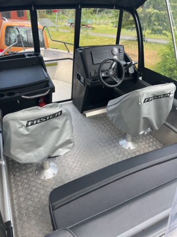 1013117-14 Faster 525 SC Tohatsu 90hp 4-stroke 2021 only 10 hours, trailer