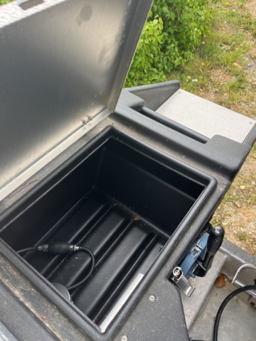 1013117-27 Faster 525 SC Tohatsu 90hp 4-stroke 2021 only 10 hours, trailer