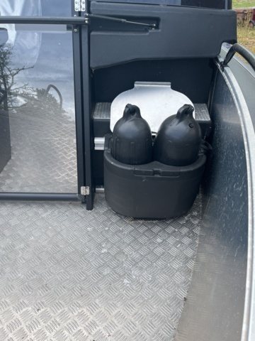 1013117-31 Faster 525 SC Tohatsu 90hp 4-stroke 2021 only 10 hours, trailer