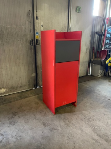 898094-1 Tray rack with waste disposal