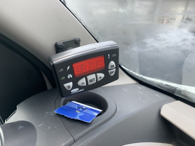 1044538-67 Renault Master Chassis Cab 3.5 T 2.3 dCi - 2012