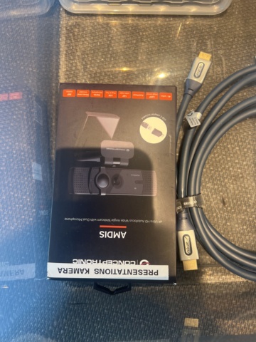 1023938-2 Presentation equipment