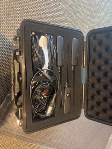 1023938-7 Presentation equipment