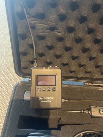 1023938-8 Presentation equipment