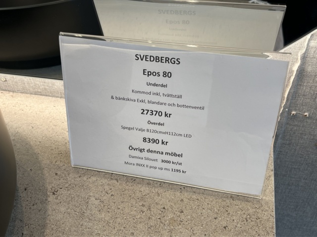 963448-9 Kommod och spegel med belysning (Svedbergs Epos 80 & Valje LED)