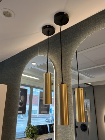 963450-8 Chest of drawers and double mirrors (Duobad Gripen 1300 &amp; Svedbergs Valje LED)