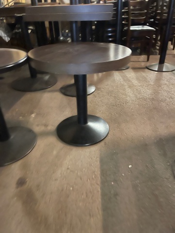 898115-11 Restaurant furniture, chairs and tables. ATTENTION! SEE INFO AND PICTURES