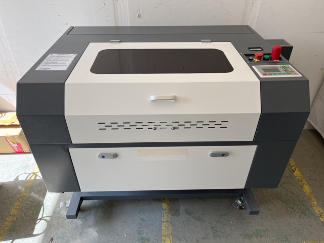 963555-3 Redsail Laser X700 with several accessories