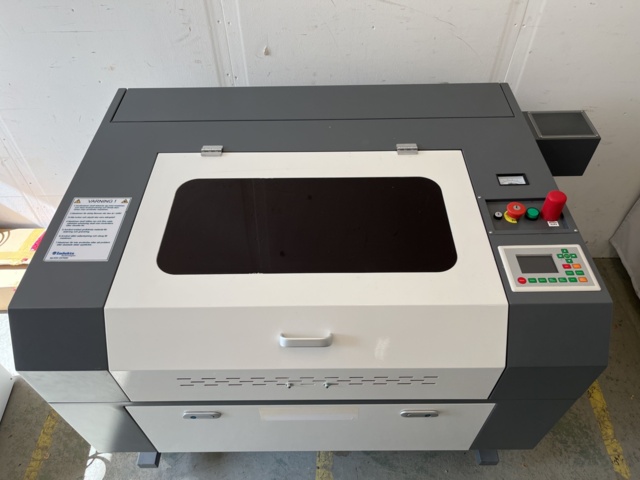 963555-4 Redsail Laser X700 with several accessories