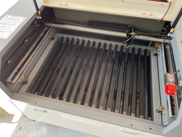 963555-6 Redsail Laser X700 with several accessories