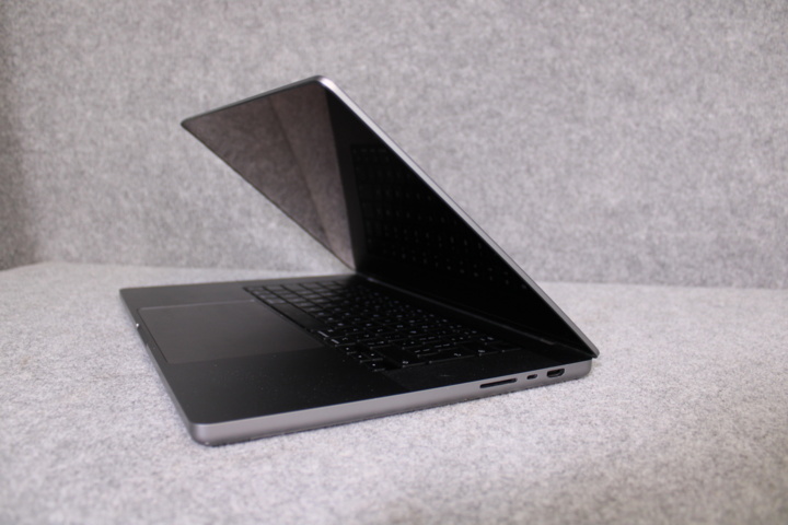 962866-4 MacBook Pro "M1 Pro" 16"