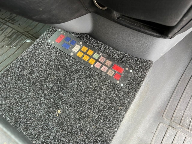 213411-10 Mercedes-Benz Vito 115 CDI hemmabyggd husbil 2005