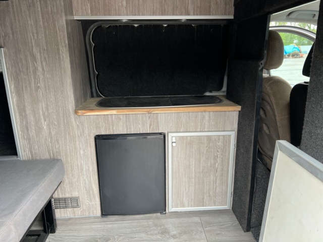 213411-13 Mercedes-Benz Vito 115 CDI hemmabyggd husbil 2005