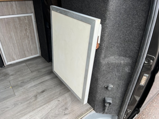 213411-27 Mercedes-Benz Vito 115 CDI hemmabyggd husbil 2005