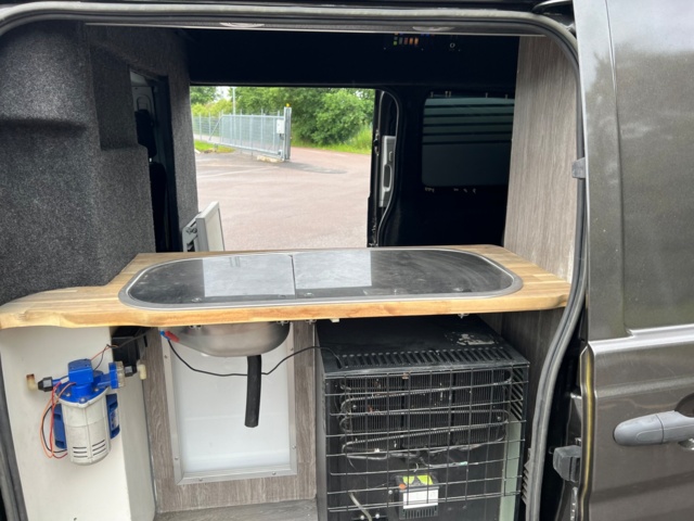 213411-38 Mercedes-Benz Vito 115 CDI hemmabyggd husbil 2005