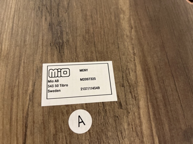 963560-12 Table & 4 chairs, Mio & Fritz Hansen