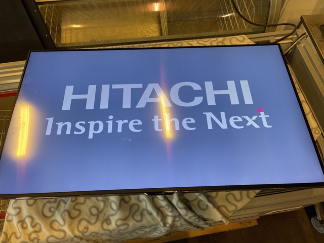 897377-7 55” HITACHI tv