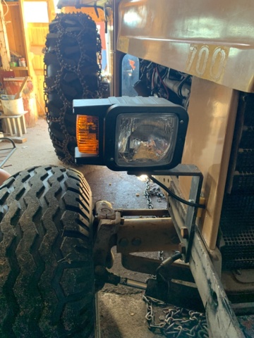 899086-29 Valmet 700 tractor