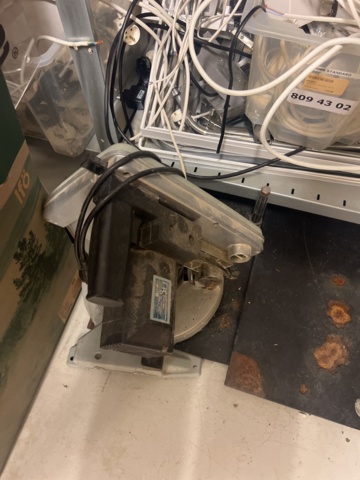 1022288-7 Sheet shelves 7 sect and tools