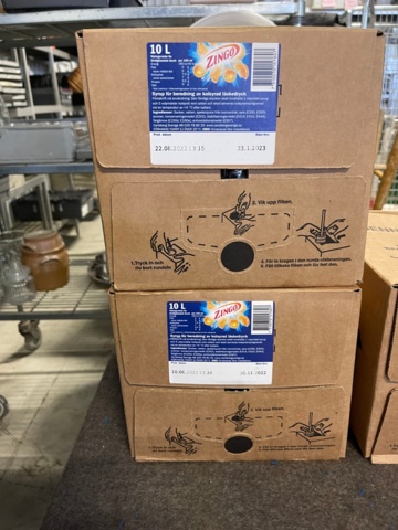 898131-2 Soft drink BIB 5 pcs per 10 litres. 3 pcs Zingo, 1 pc Pepsi, 1 pc Pepsi Max. Ok date