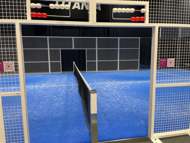 1013146-5 Padel court double, panorama, net & lighting