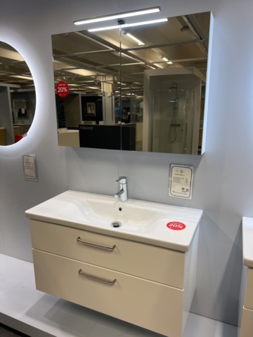 Vedhall 1000 bathroom commode and mirror cabinet - PS Auction - We ...