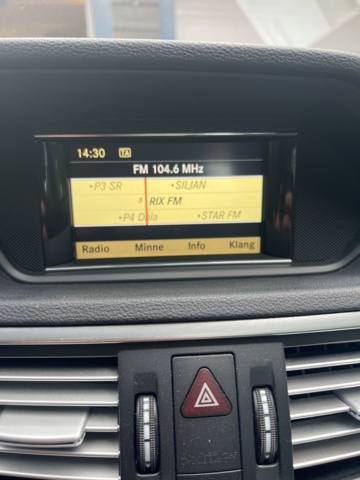 897382-23 Mercedes-Benz E 350 CDI BlueEFFICIENCY - 2010