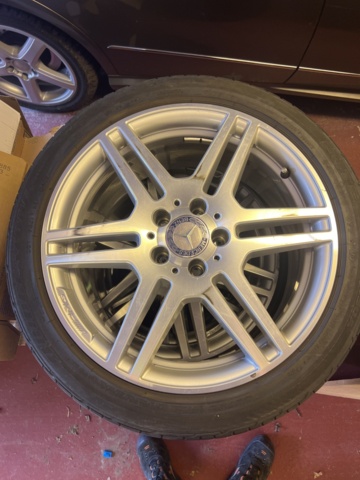 897382-25 Mercedes-Benz E 350 CDI BlueEFFICIENCY - 2010