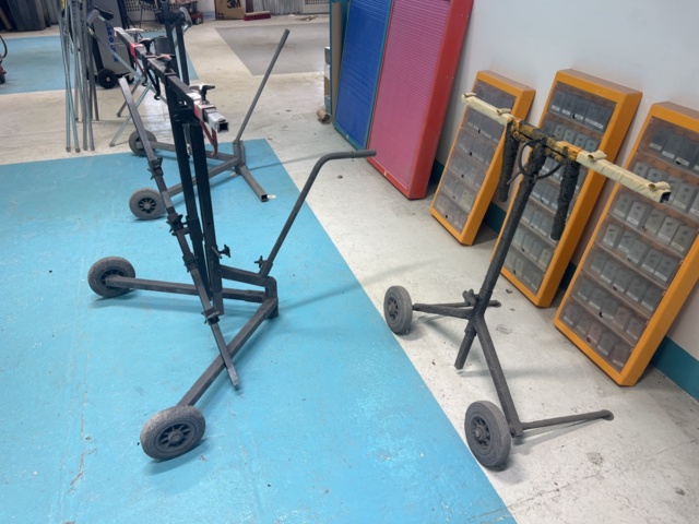 Varnish racks - PS Auction - We value the future - Largest in net auctions