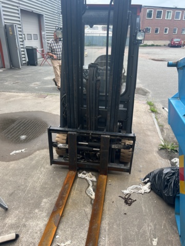 1050161-4 Eltruck Toyota 15 RTM 180081922 annans ägo