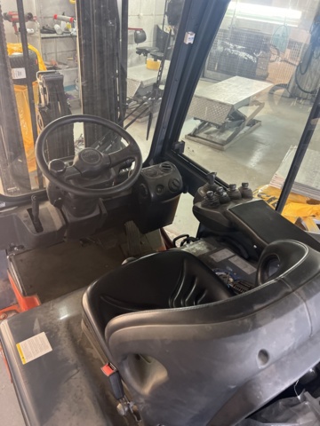 1050161-7 Eltruck Toyota 15 RTM 180081922 annans ägo