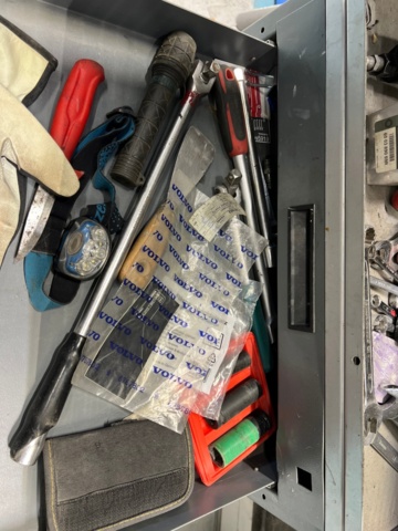 1050104-10 Tool trolley