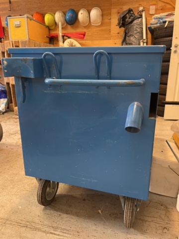 963604-13 Explosive box with various electric-hand machines