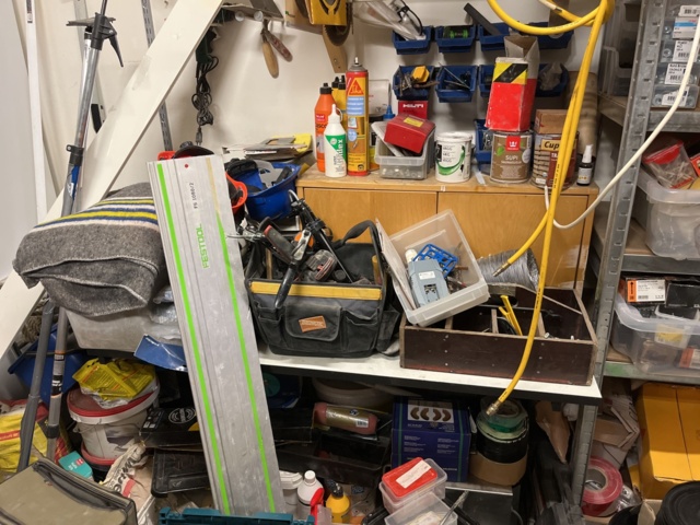 963607-14 Large collection of construction related items