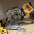 963614-2 Miter saw DeWalt DW777