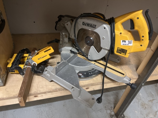 963616-2 Miter saw DeWalt DW701
