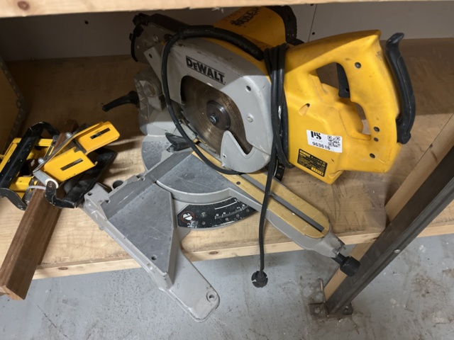 963616-4 Miter saw DeWalt DW701