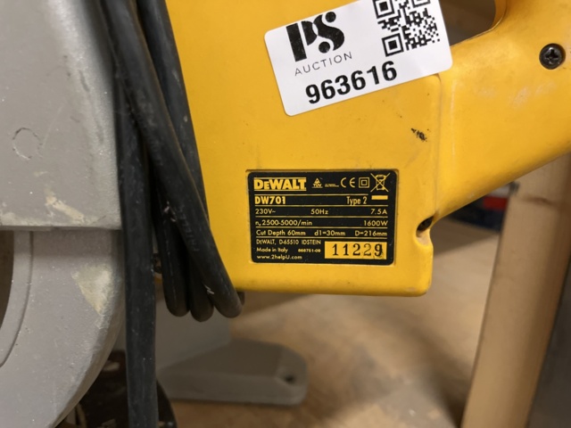 963616-6 Miter saw DeWalt DW701