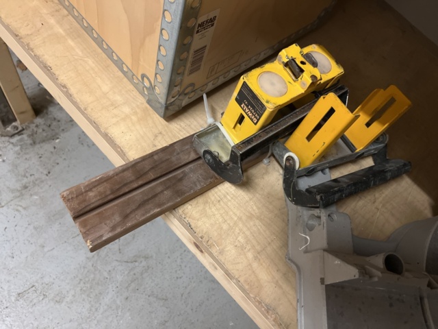 963616-9 Miter saw DeWalt DW701