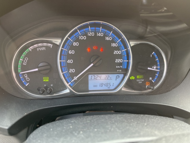 963580-26 Toyota Yaris Hybrid e-CVT, 101hp, 2015