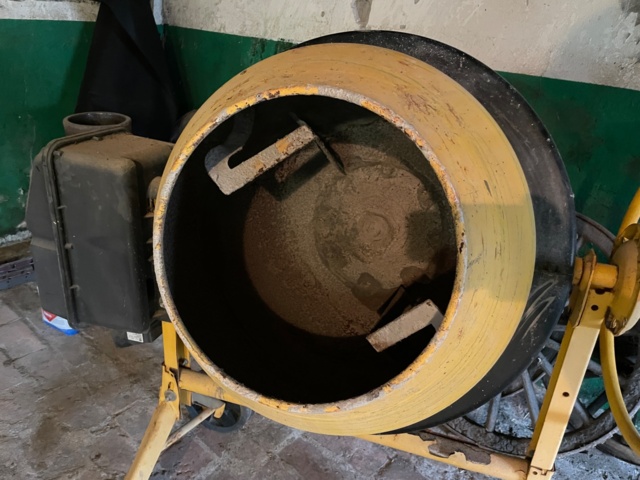 1054892-5 Alko cement mixer