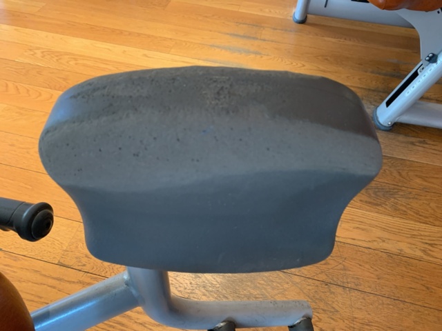 993052-8 Gym machine TechnoGym Abductor