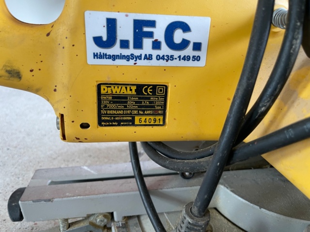 1054984-5 Miter saw DeWalt DW 700