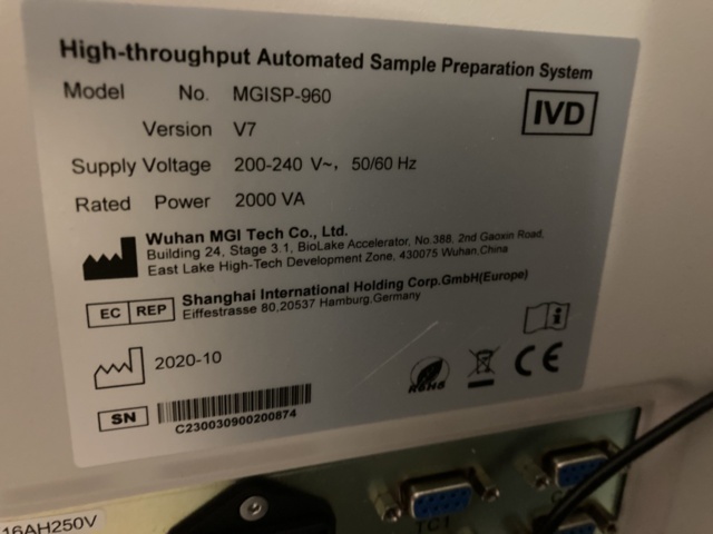 1055031-2 Pipetting robot MGISP-960 Sample preparation